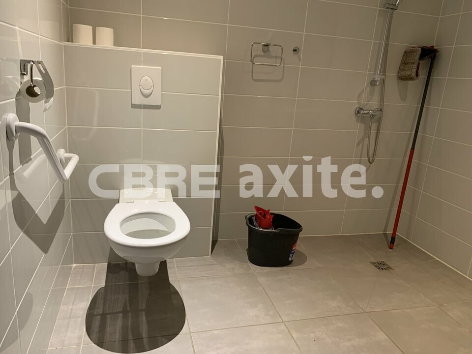 vente local-industriel RUMILLY
