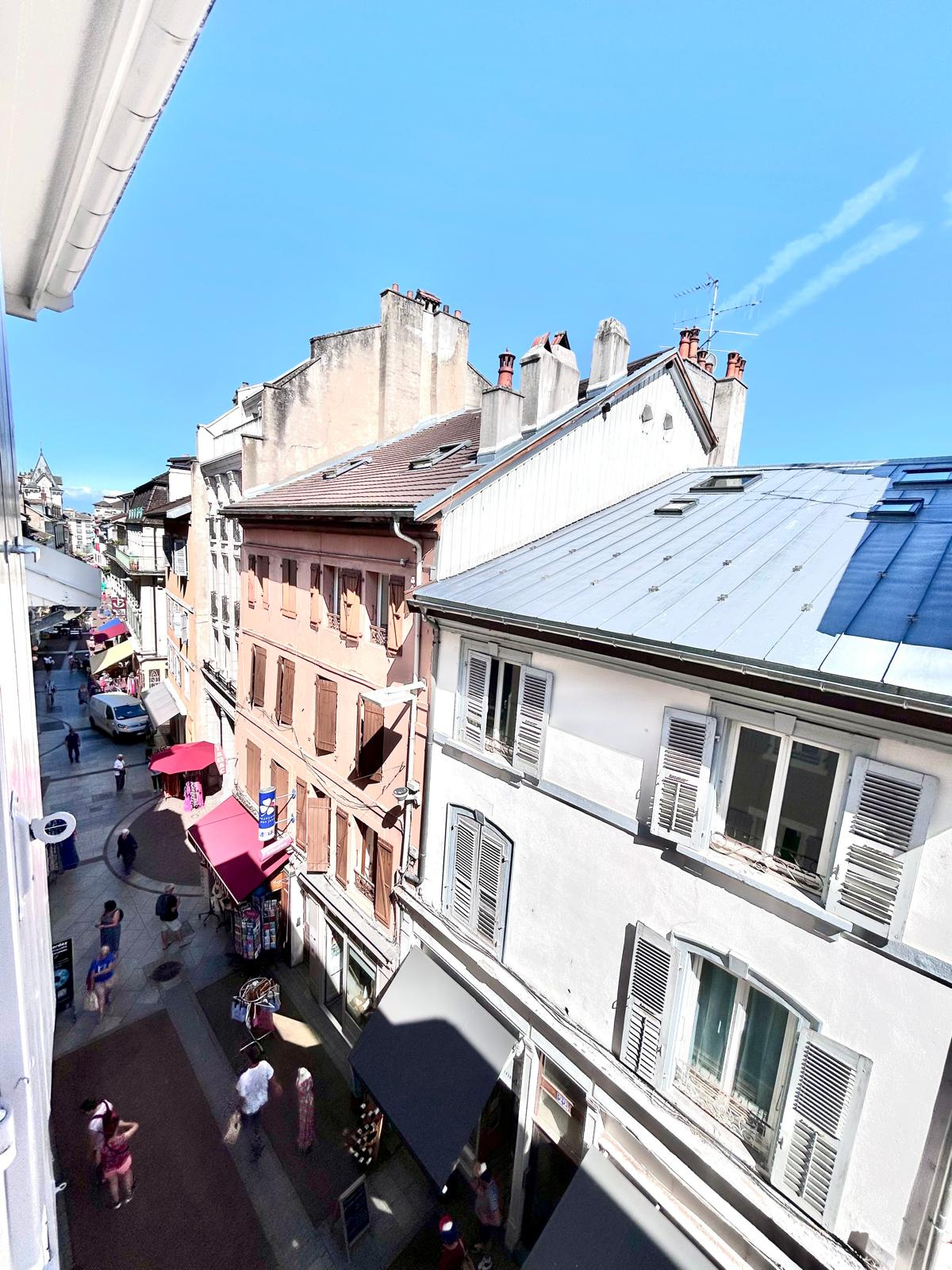 Appartement 3 pièces - 91 m² EVIAN LES BAINS
