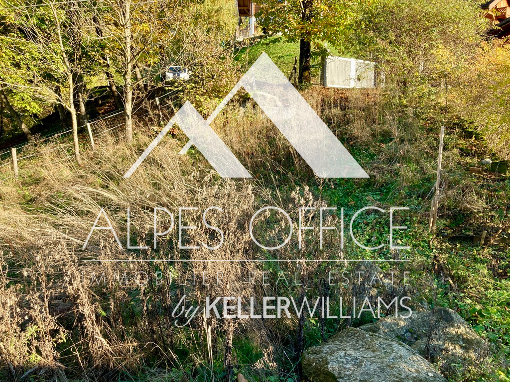 Terrain  - 842 m² 