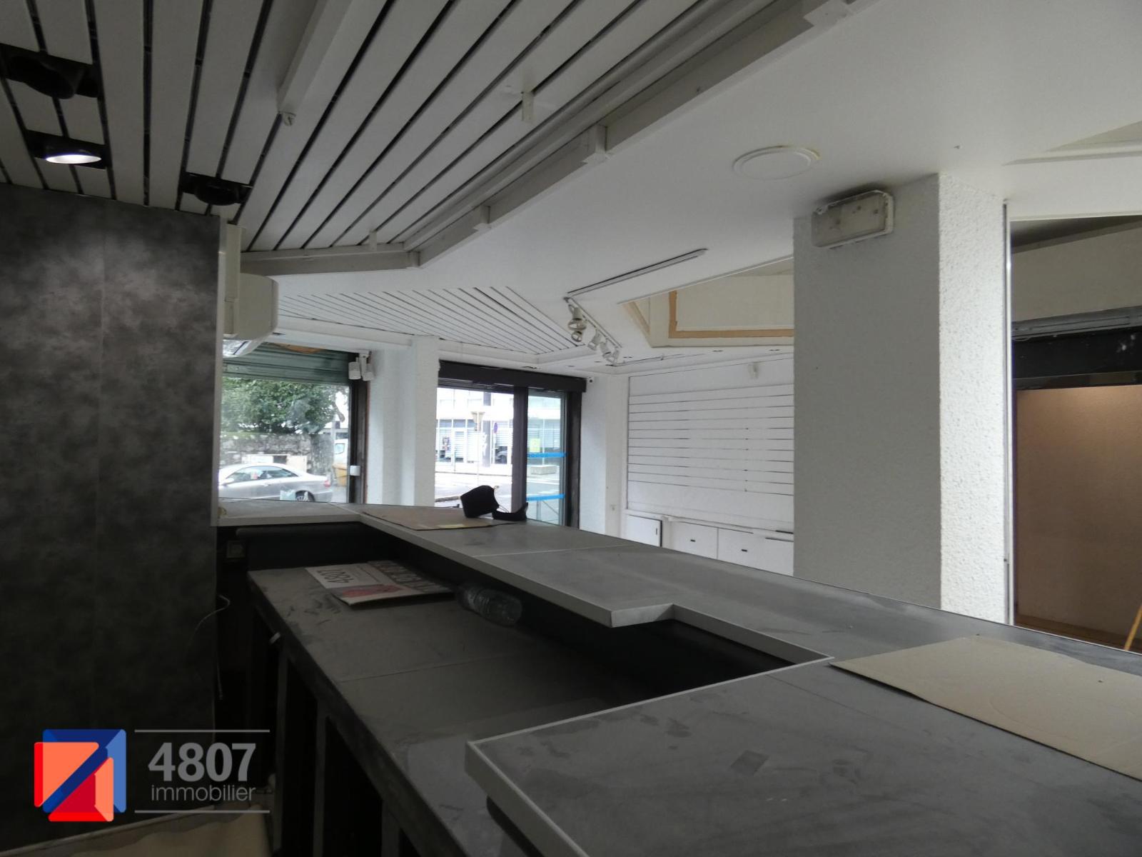 location local-commercial ANNEMASSE