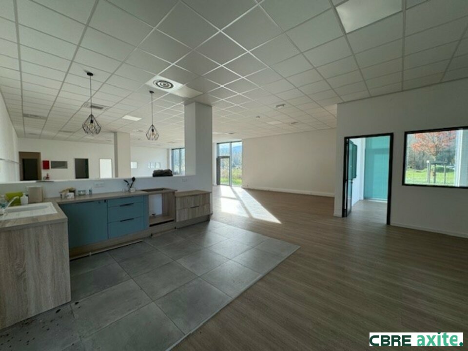location local-professionnel LA MOTTE SERVOLEX