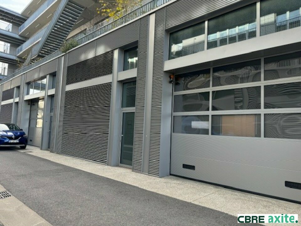location local-professionnel LA MOTTE SERVOLEX