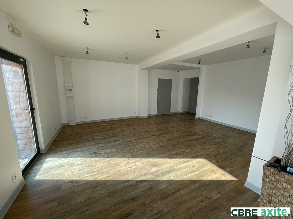 location local-commercial CHALLES LES EAUX