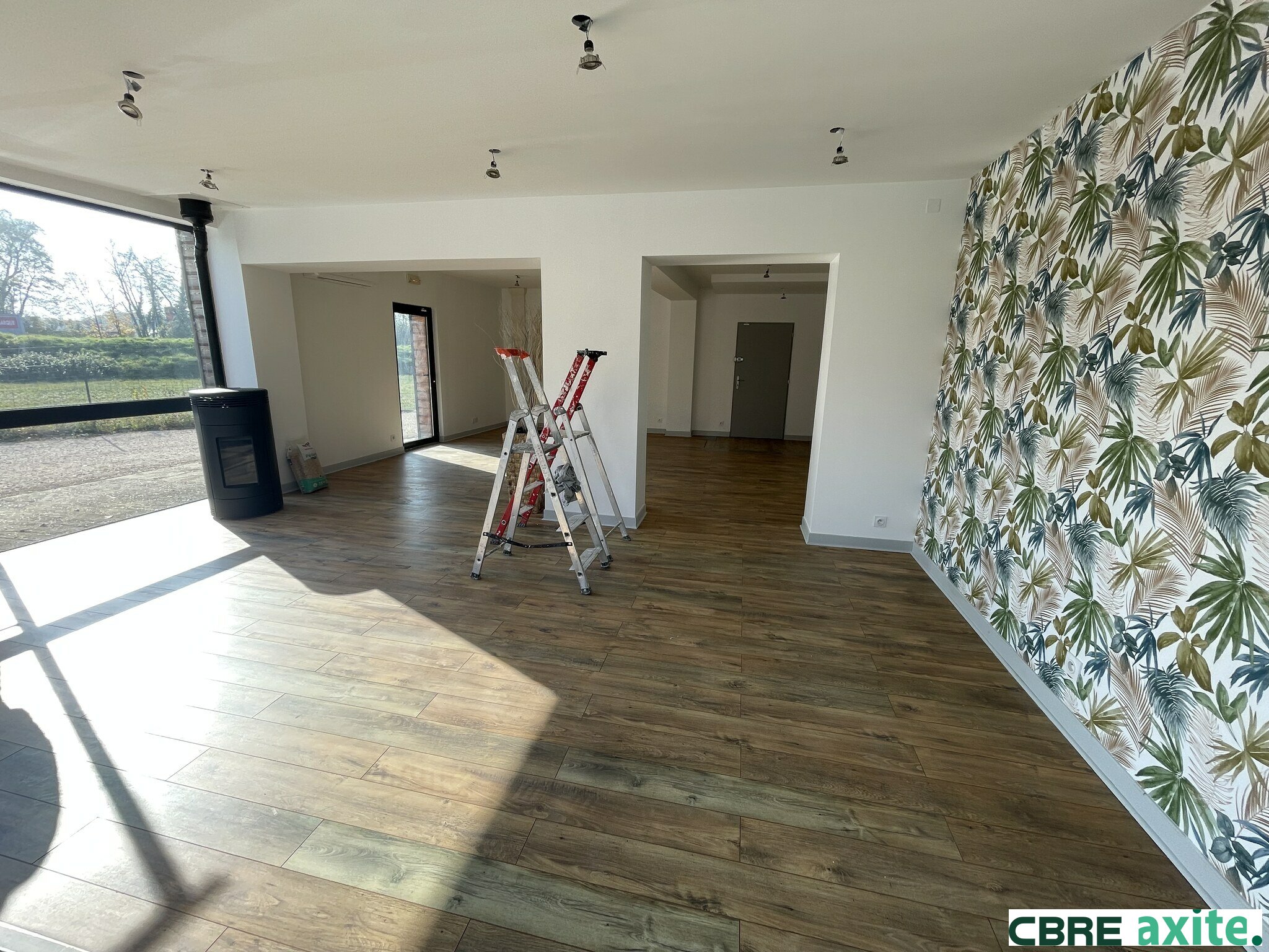 location local-commercial CHALLES LES EAUX