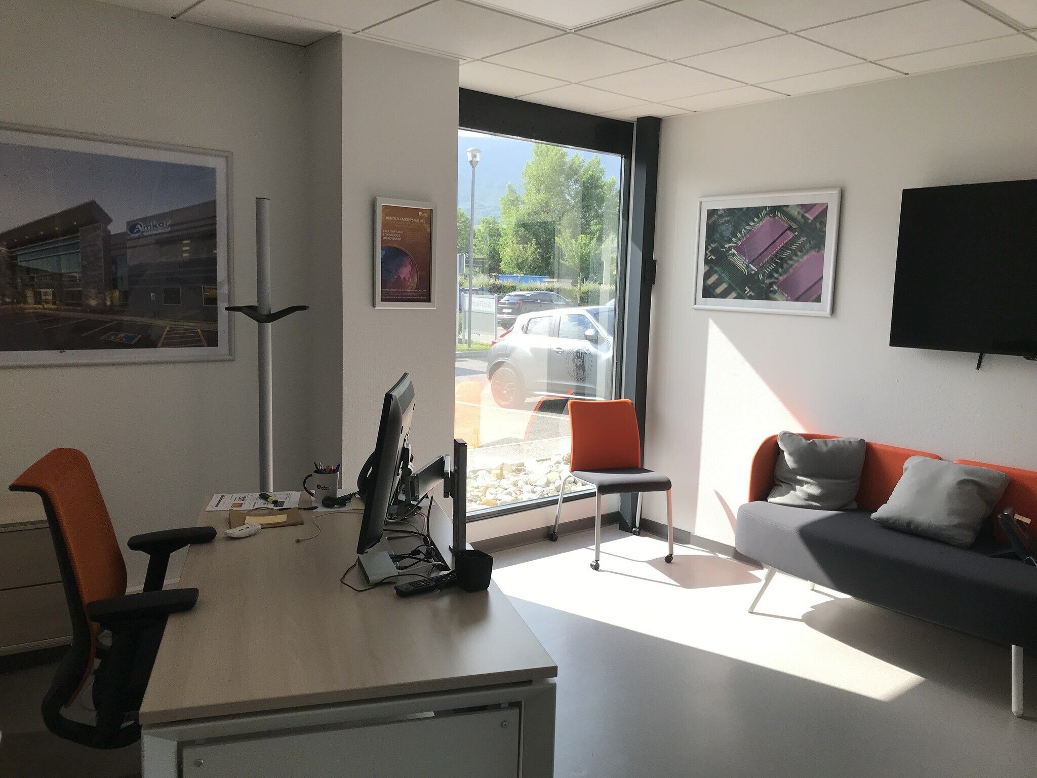 location local-professionnel ARCHAMPS