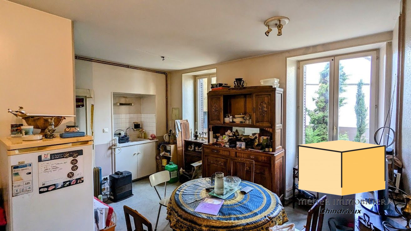 vente local-commercial YENNE
