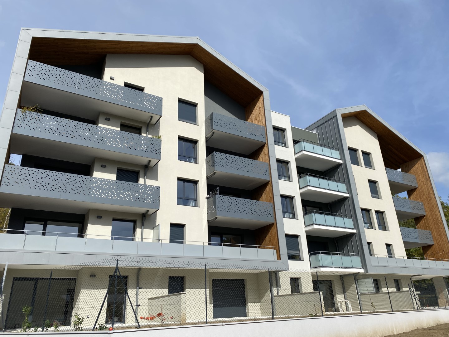 Parking - Garage  