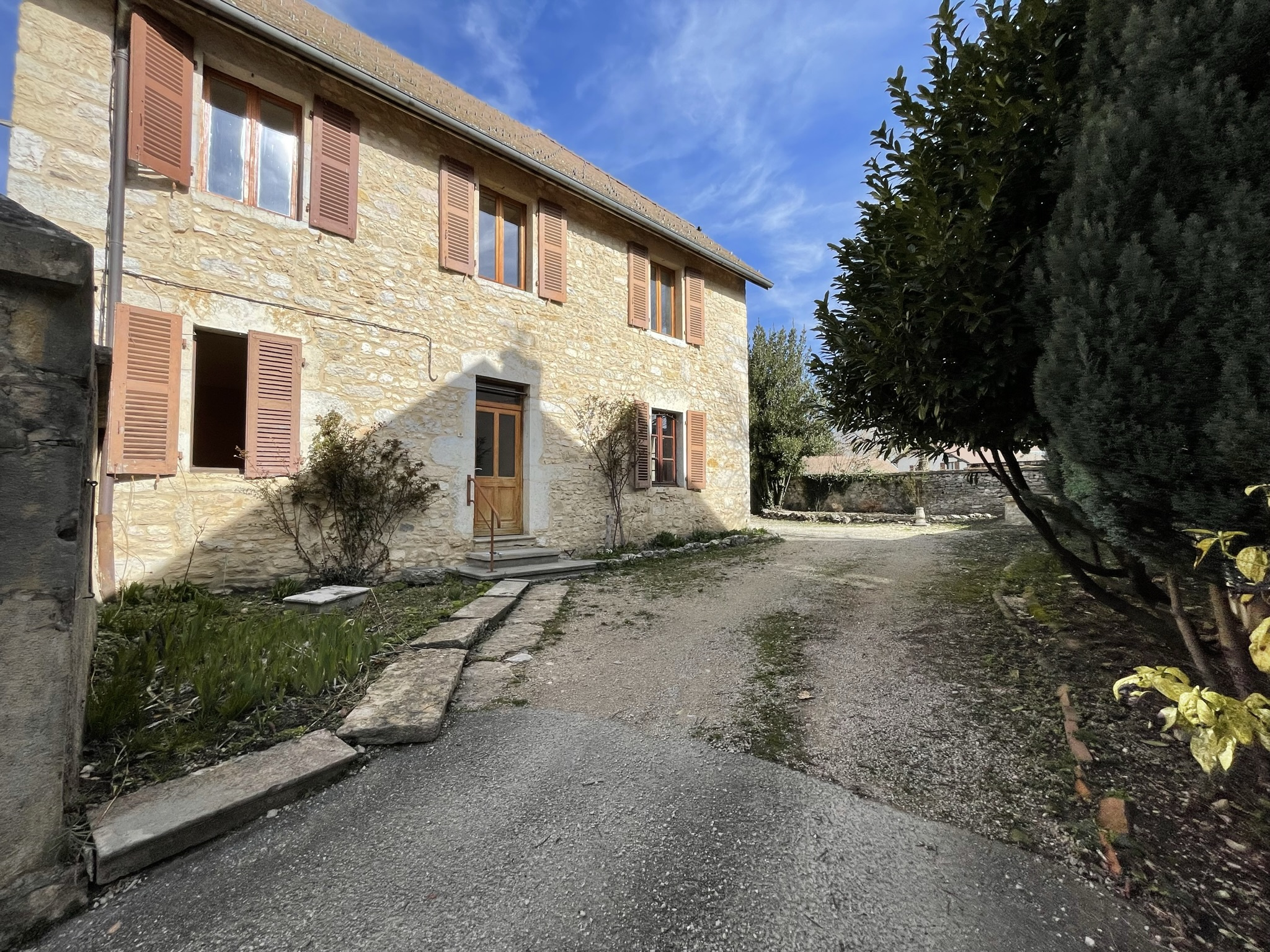 vente maison CHAMPAGNE EN VALROMEY