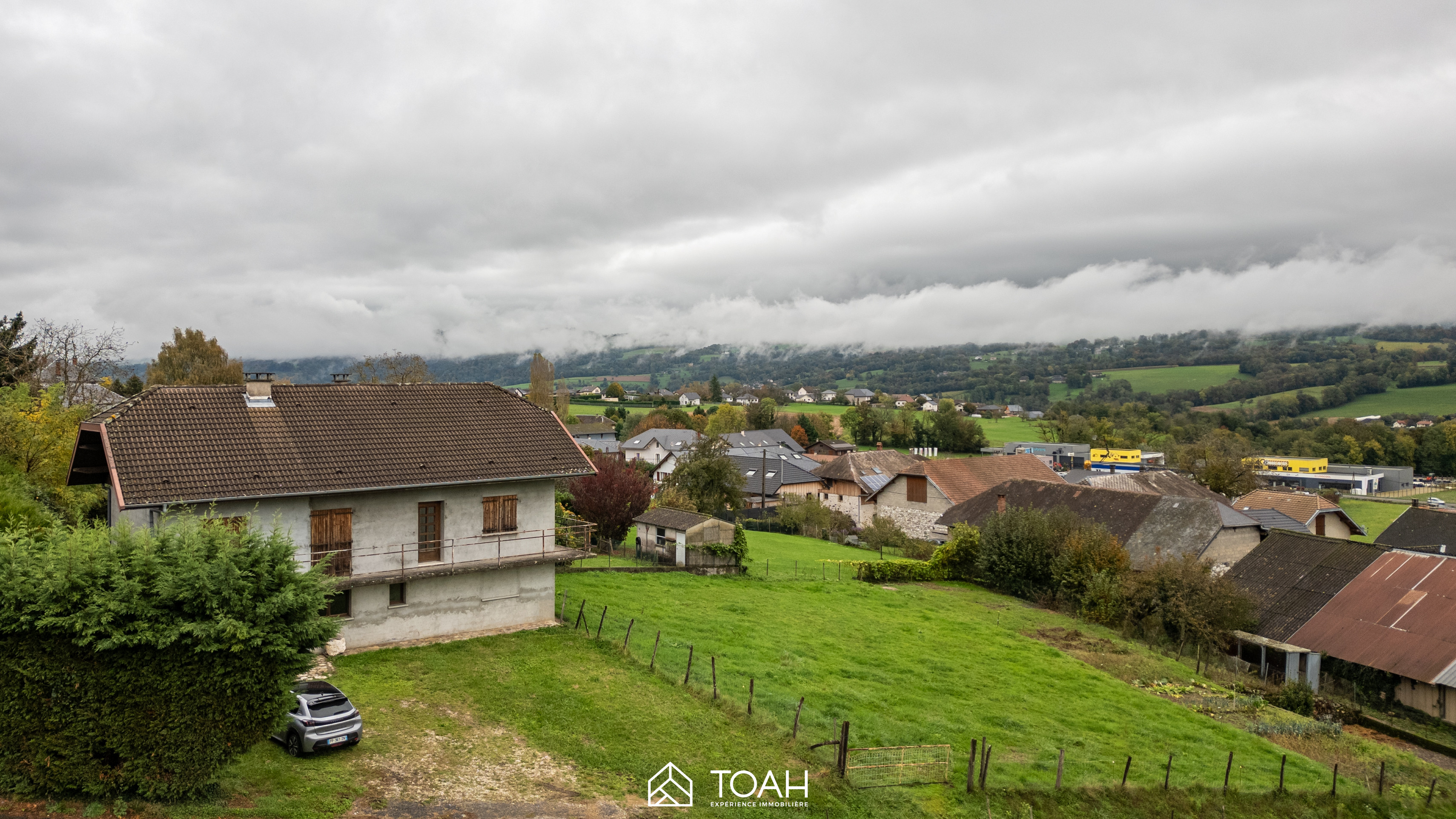 vente terrain LA BIOLLE