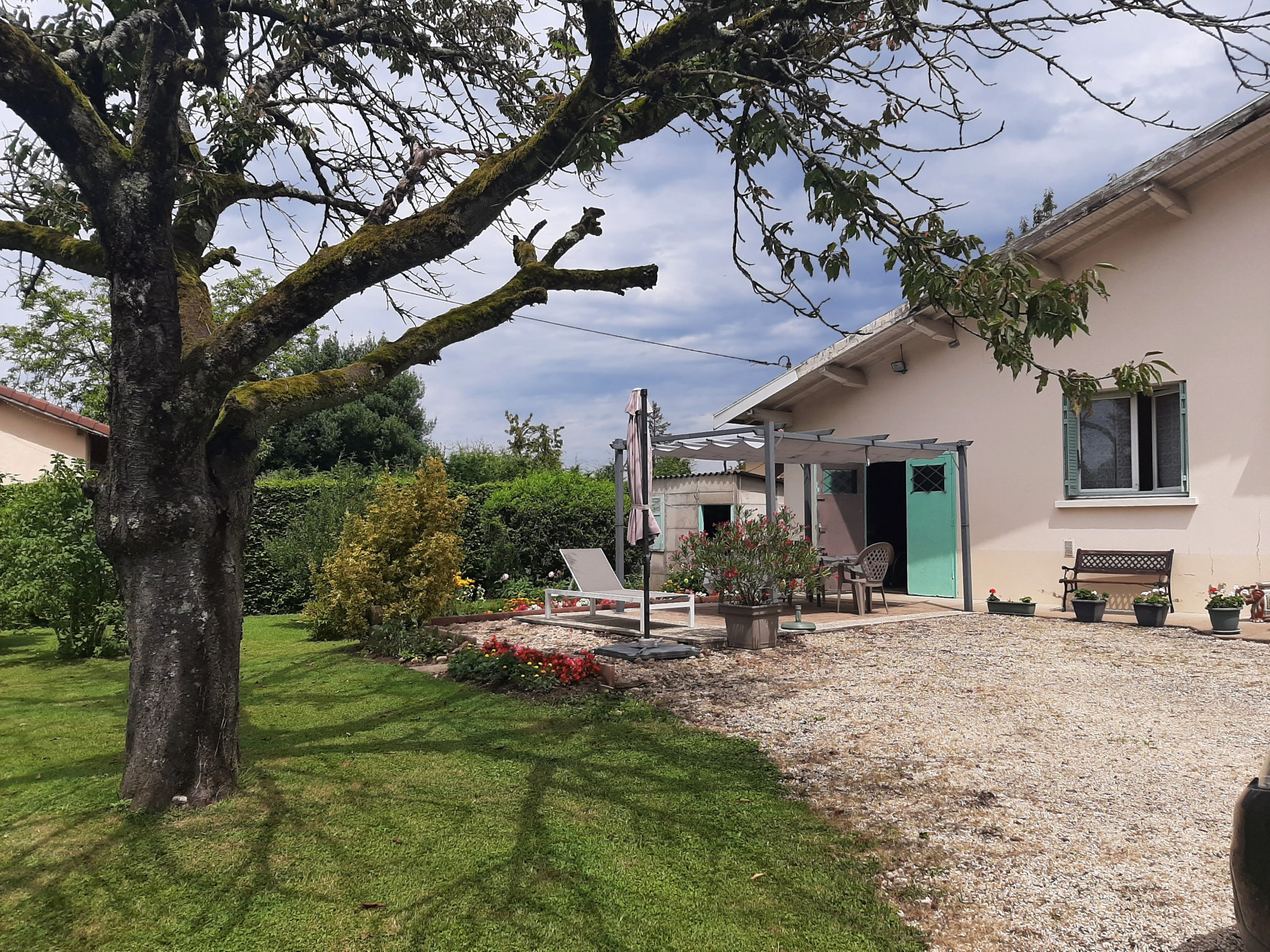 vente maison BAGE LE CHATEL