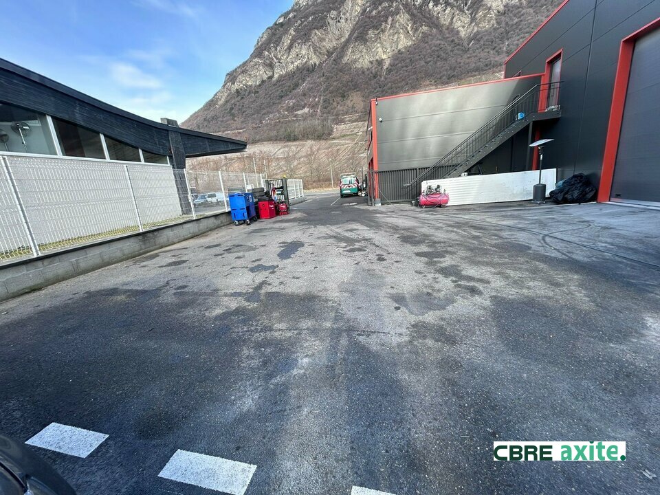 location local-industriel FRANCIN