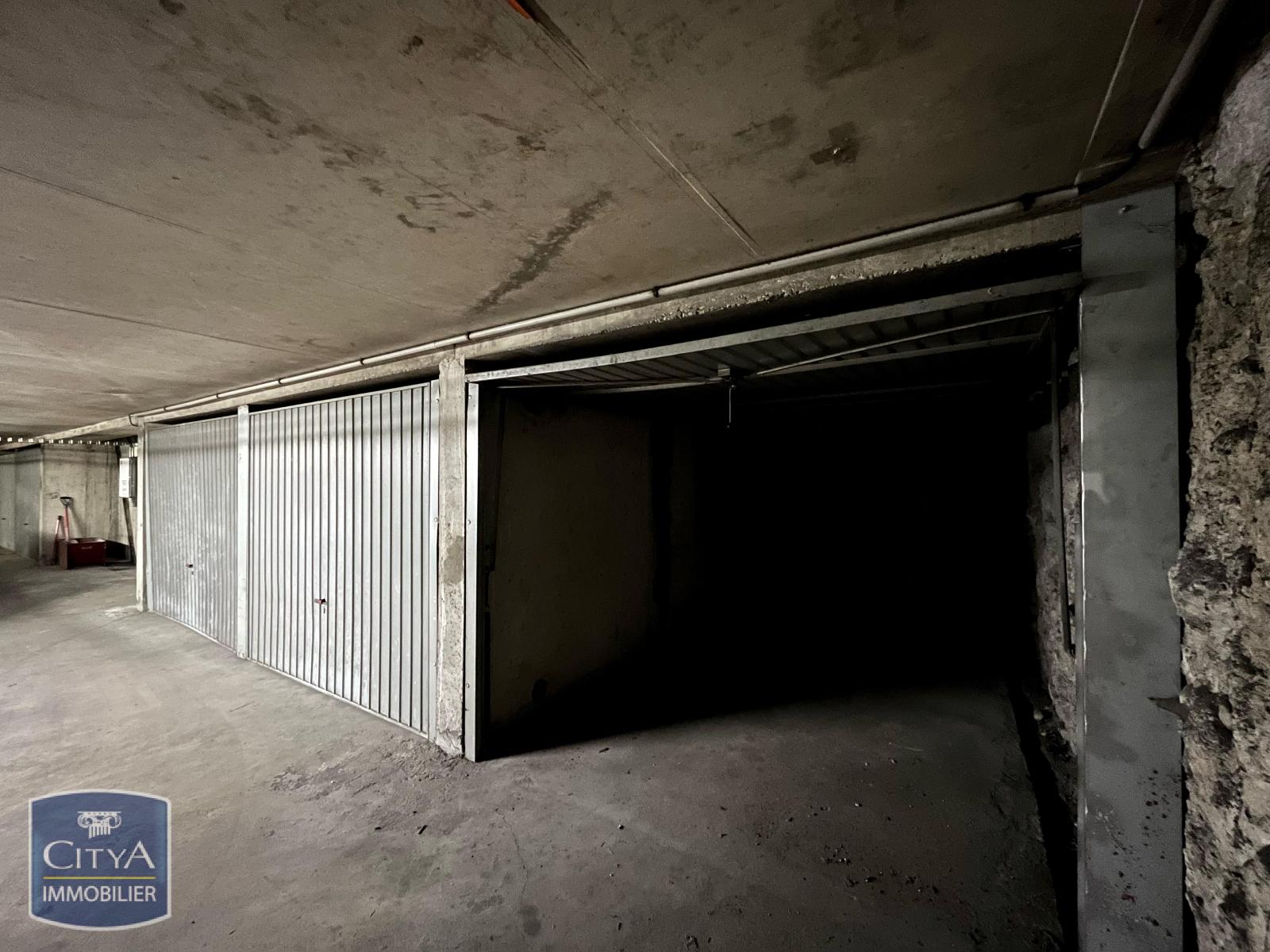 Parking - Garage  CHAMBERY