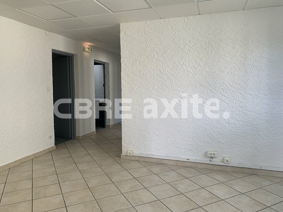 location local-industriel MEYTHET