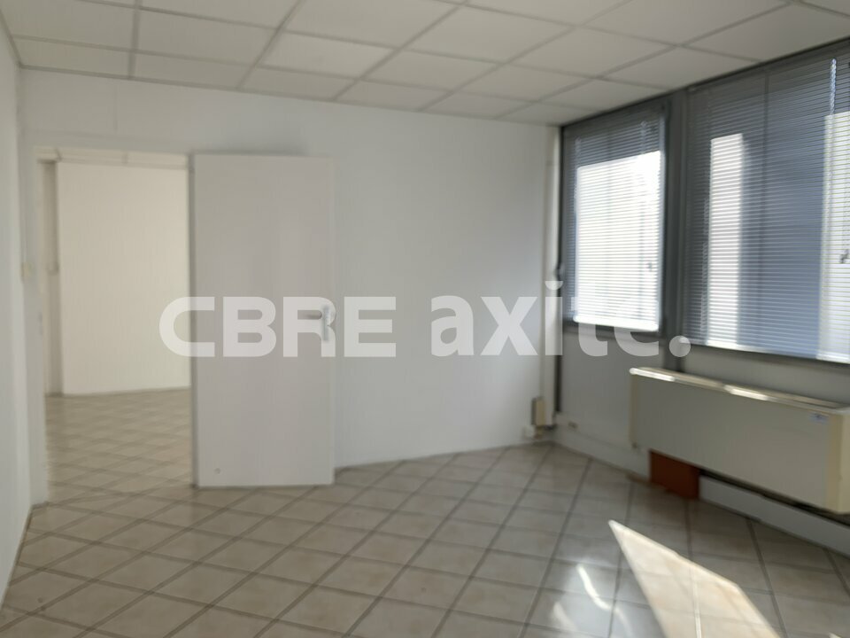 location local-industriel MEYTHET