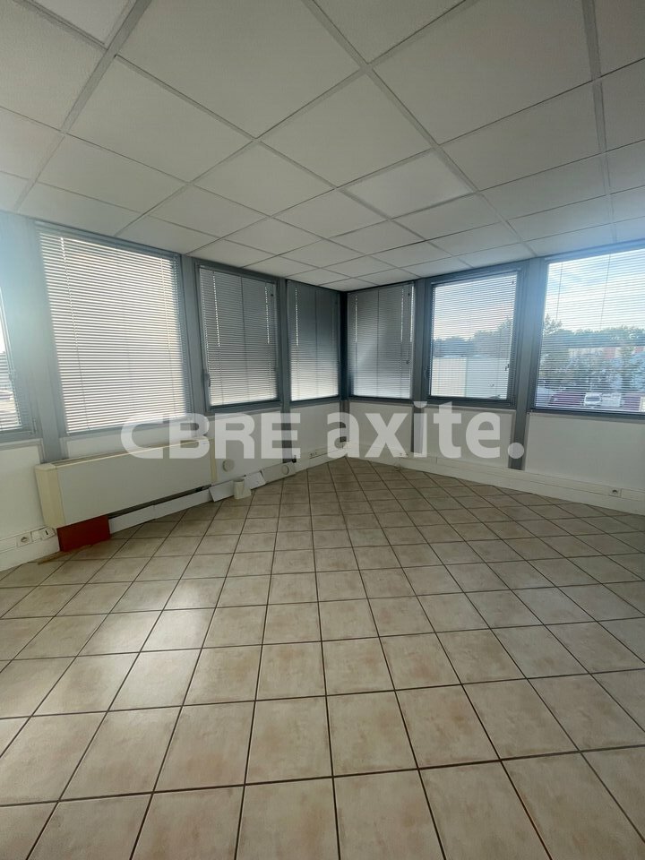 location local-industriel MEYTHET