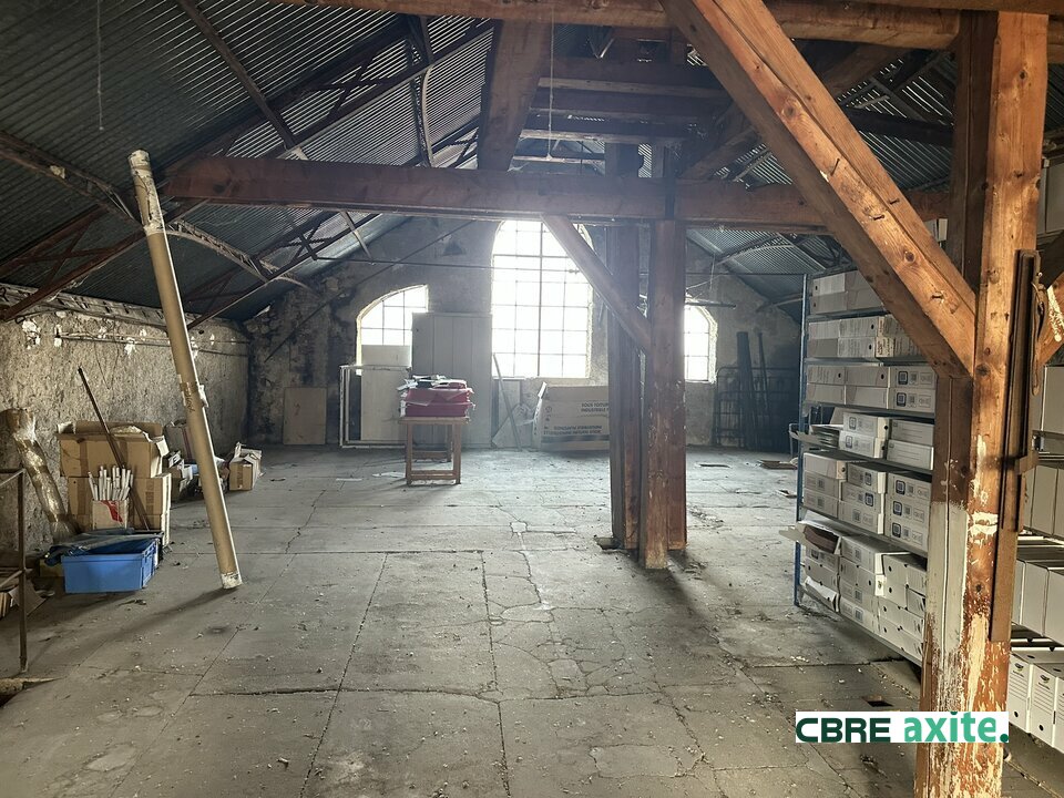 vente local-industriel COGNIN