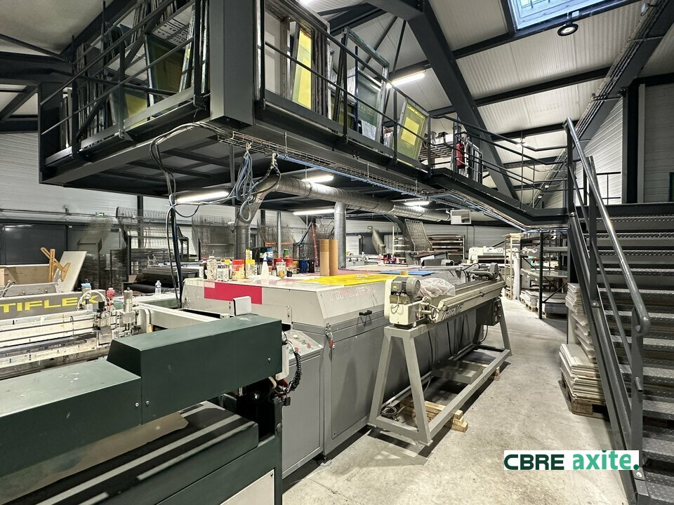 vente local-industriel COGNIN
