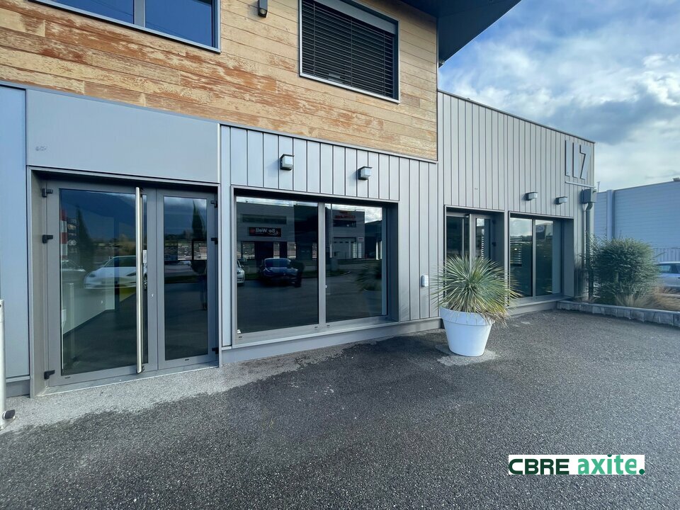 Local commercial  DRUMETTAZ CLARAFOND