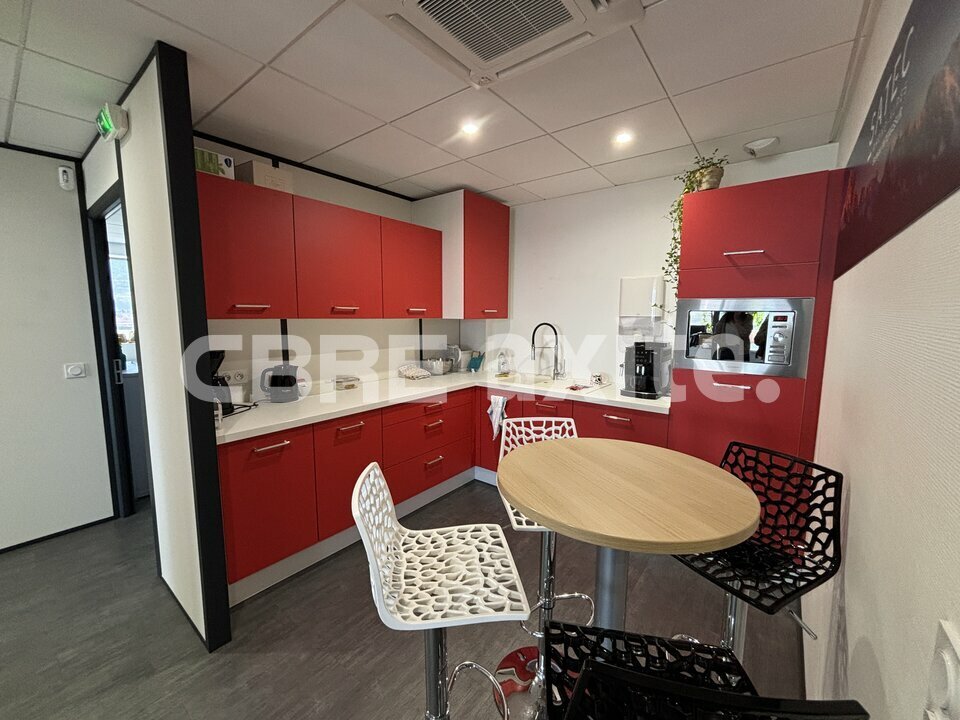 location local-professionnel ST PIERRE EN FAUCIGNY