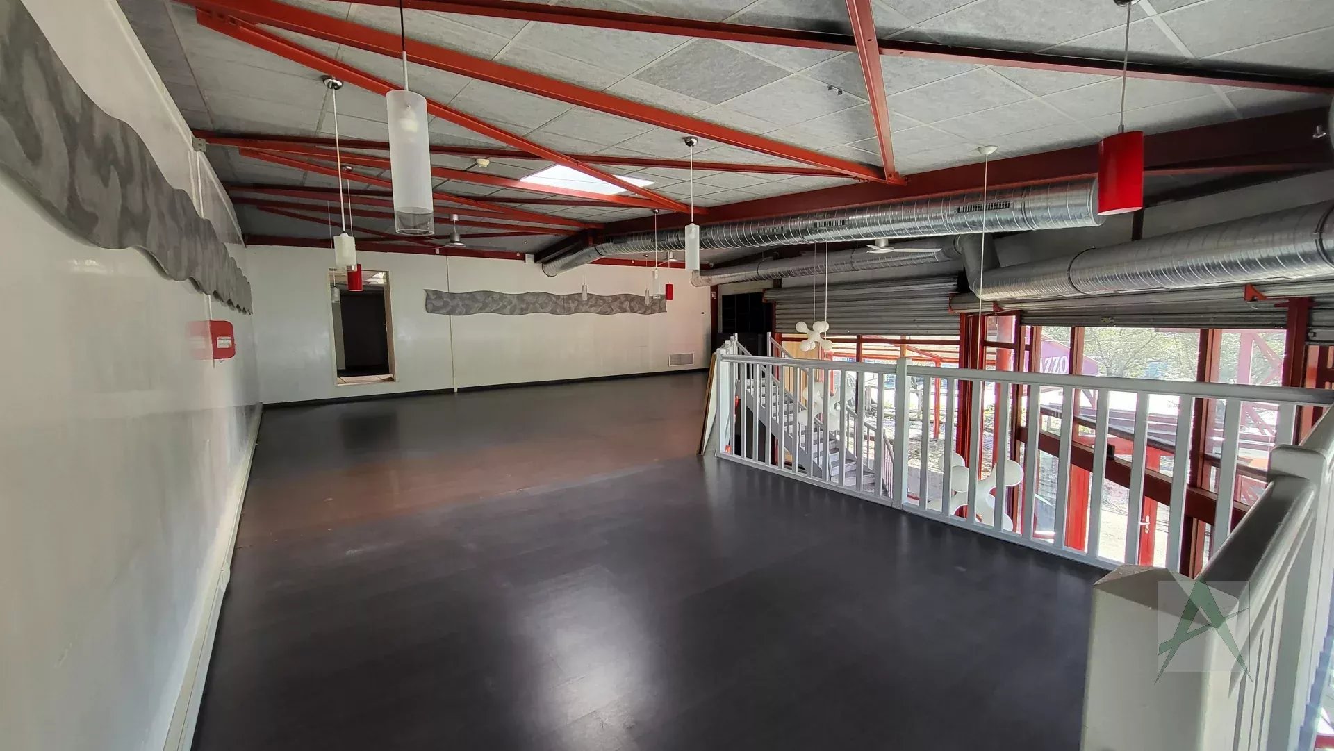 vente local-commercial CHAMBERY