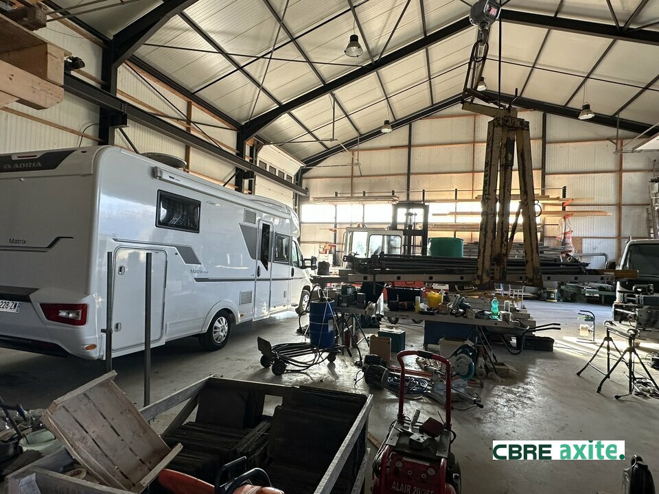 location local-industriel LAISSAUD