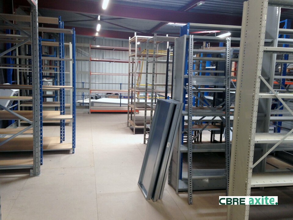 location local-industriel SERRIERES EN CHAUTAGNE