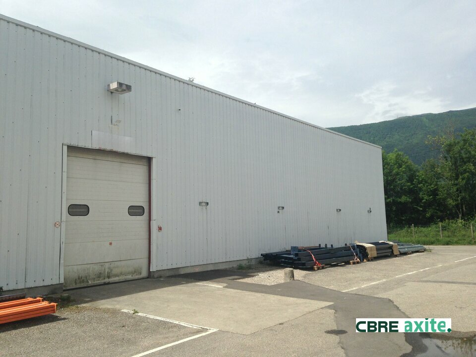location local-industriel SERRIERES EN CHAUTAGNE