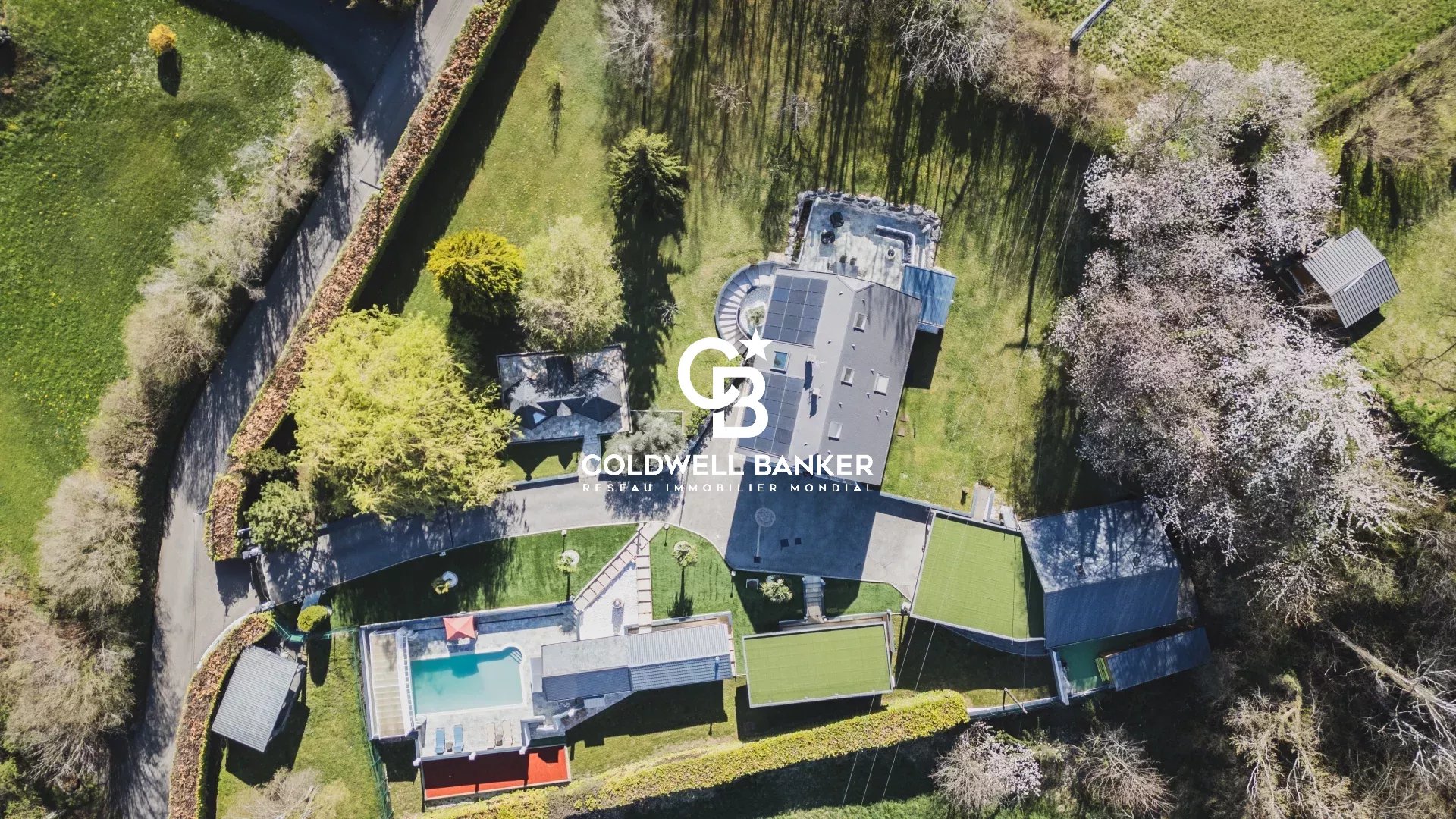 vente maison MONTAGNOLE