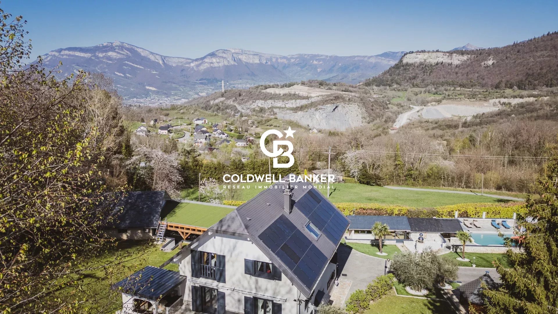 vente maison MONTAGNOLE