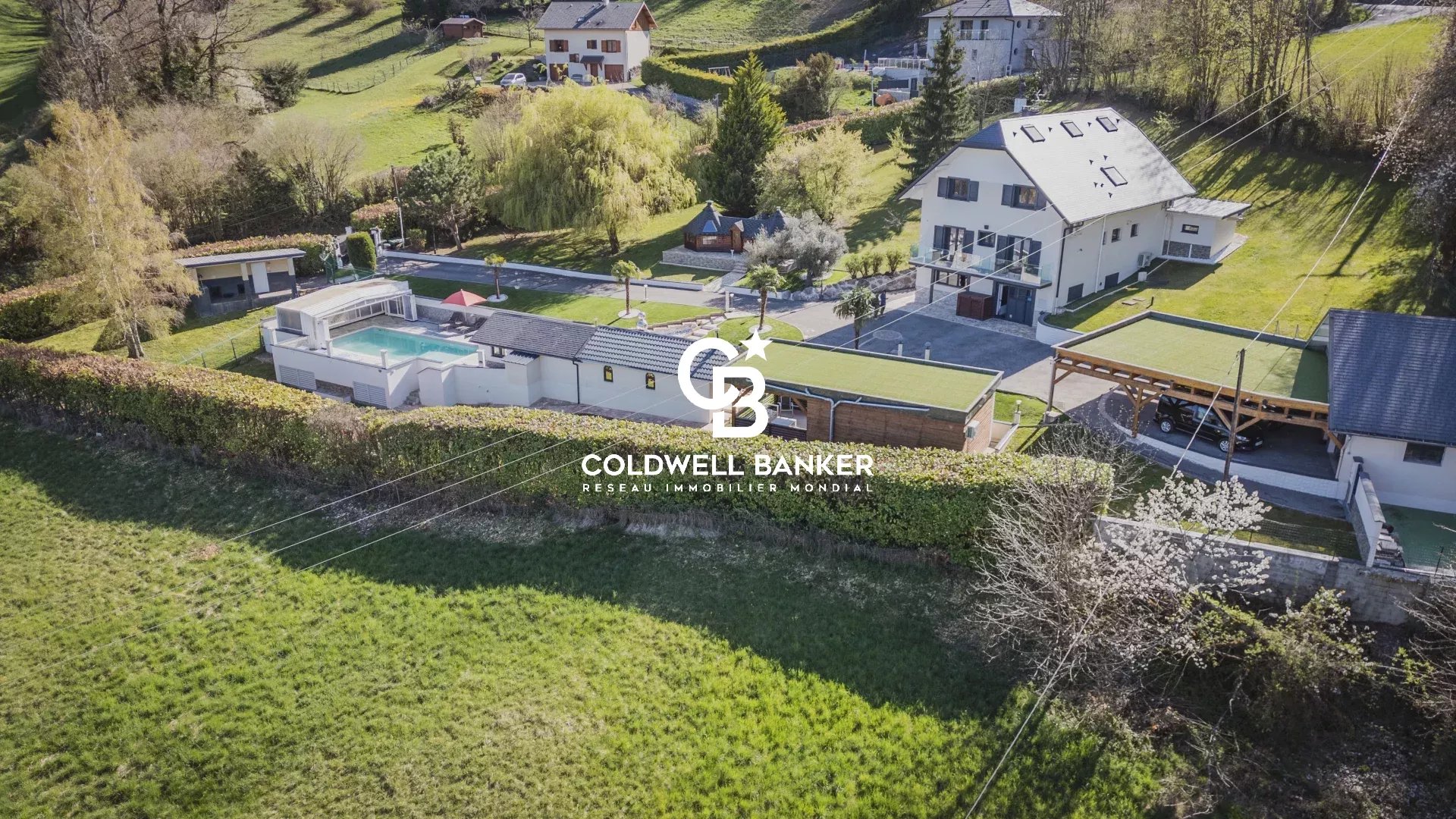 vente maison MONTAGNOLE