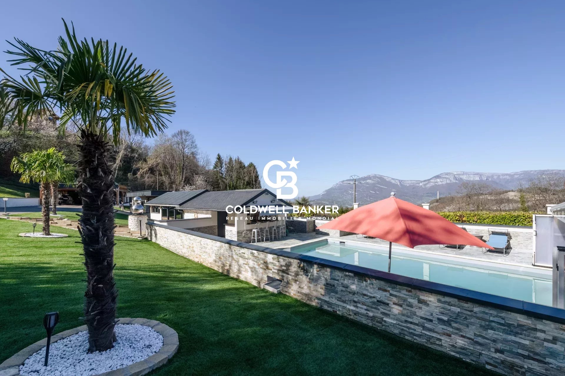 vente maison MONTAGNOLE