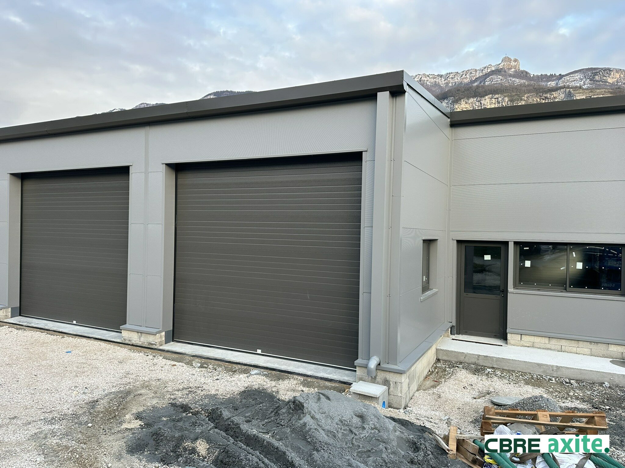 Local industriel  - 65 m² SONNAZ
