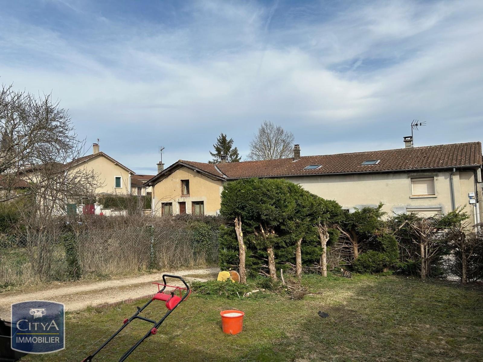 location appartement ST PAUL DE VARAX