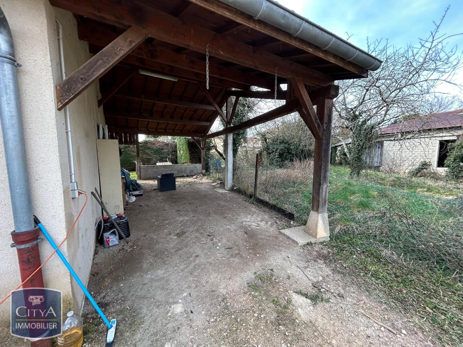location appartement ST PAUL DE VARAX