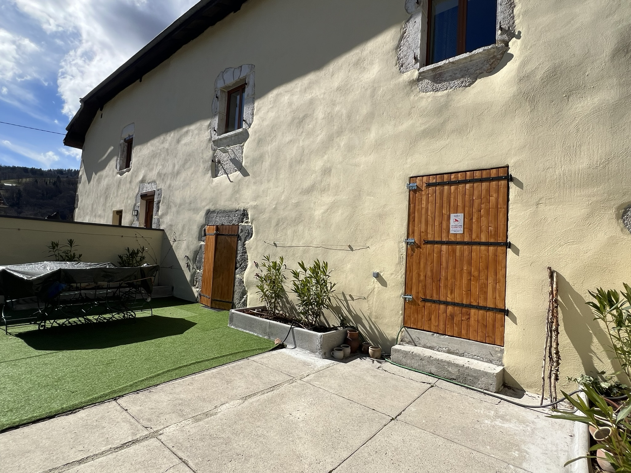 vente maison CHAPAREILLAN