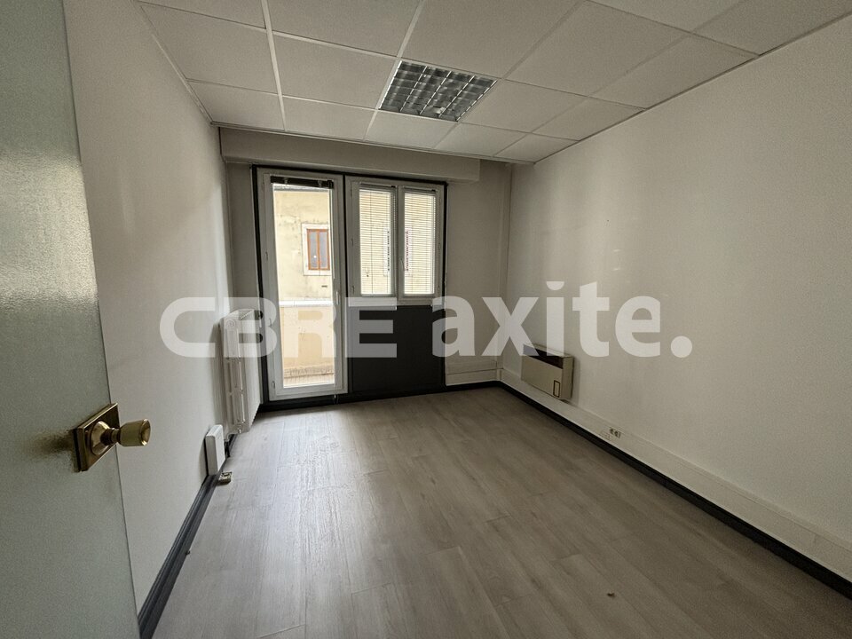 location local-professionnel ANNECY