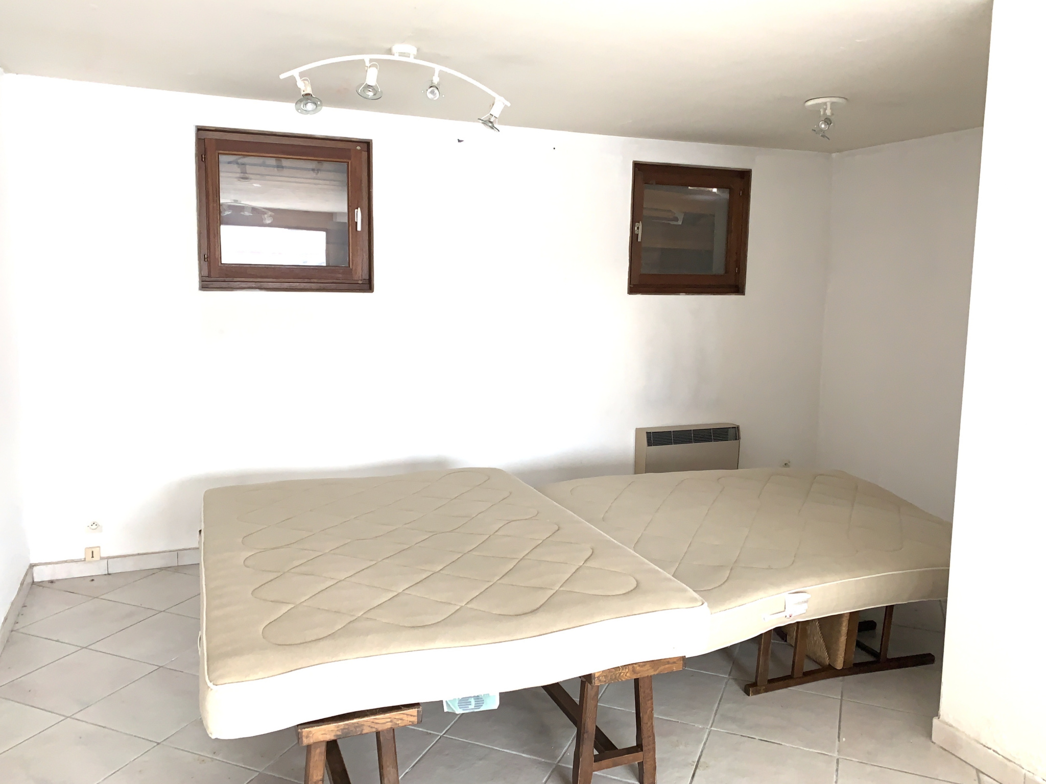 vente fonds-de-commerce ALBIEZ MONTROND