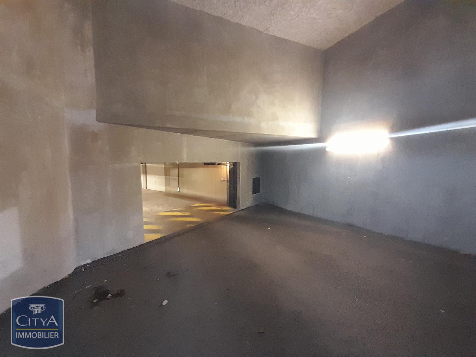 location parking BARBY