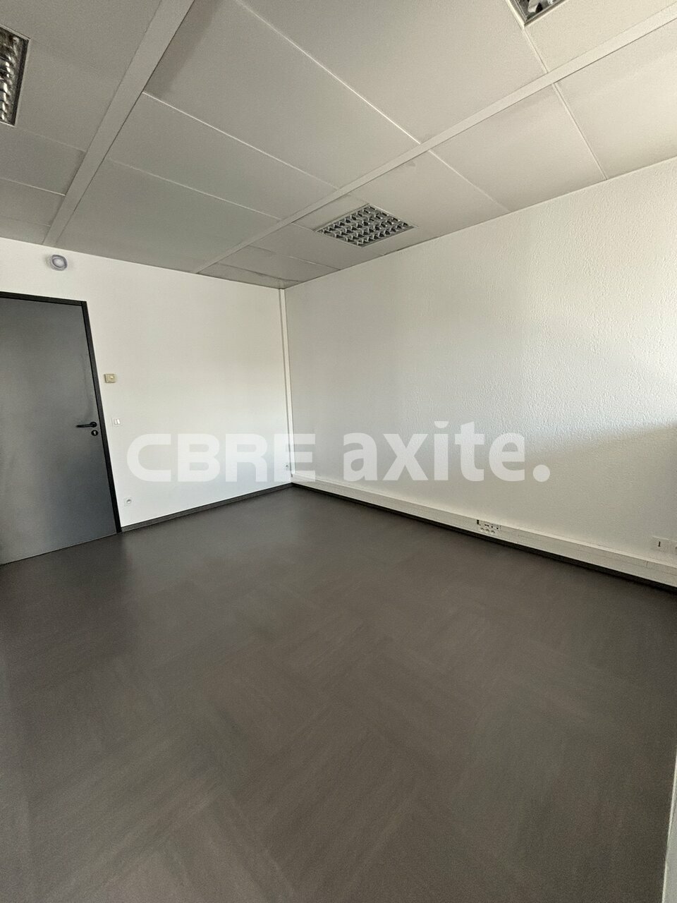 location local-professionnel EPAGNY METZ TESSY