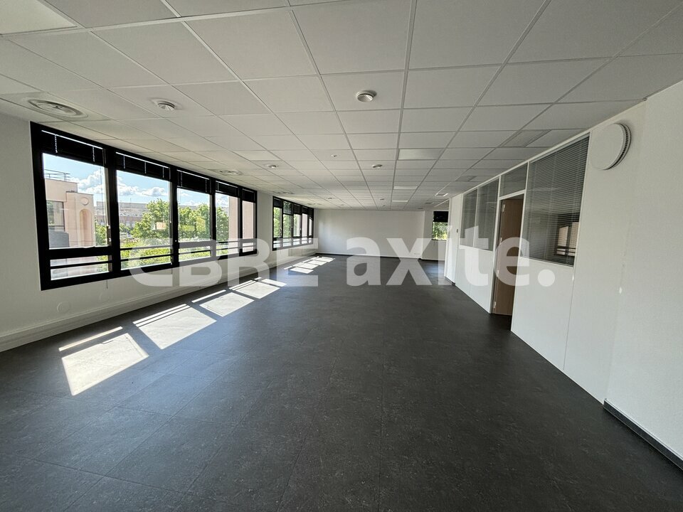 location local-professionnel EPAGNY METZ TESSY