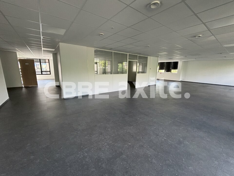 location local-professionnel EPAGNY METZ TESSY