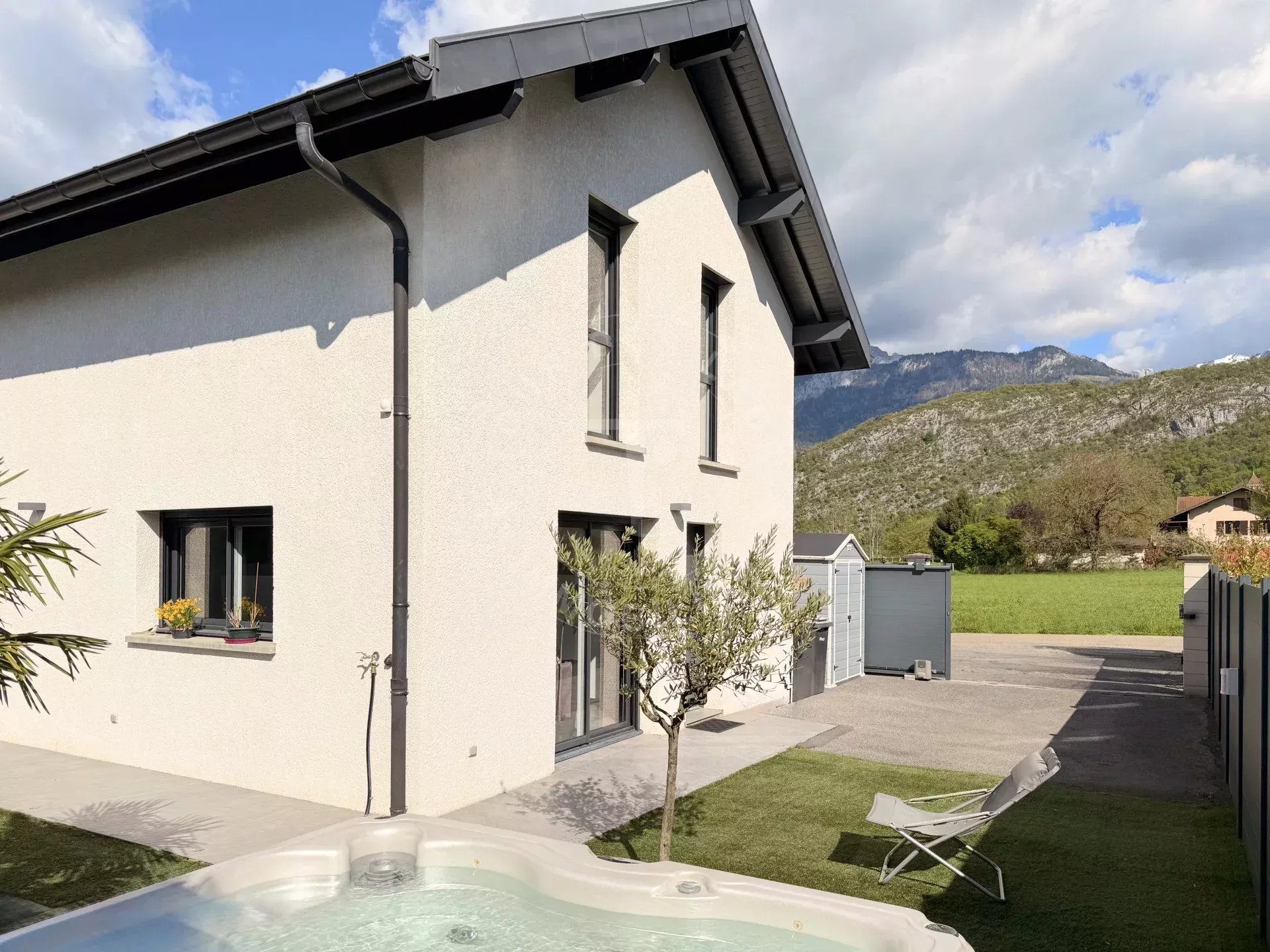 Maison 6 pièces - 115 m² DUINGT