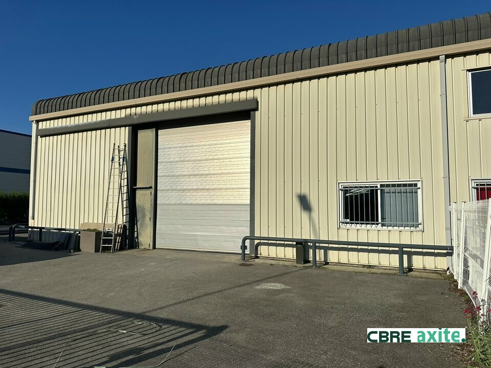 Local industriel  - 322 m² LA MOTTE SERVOLEX