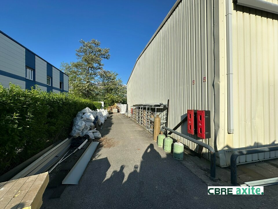 location local-industriel LA MOTTE SERVOLEX