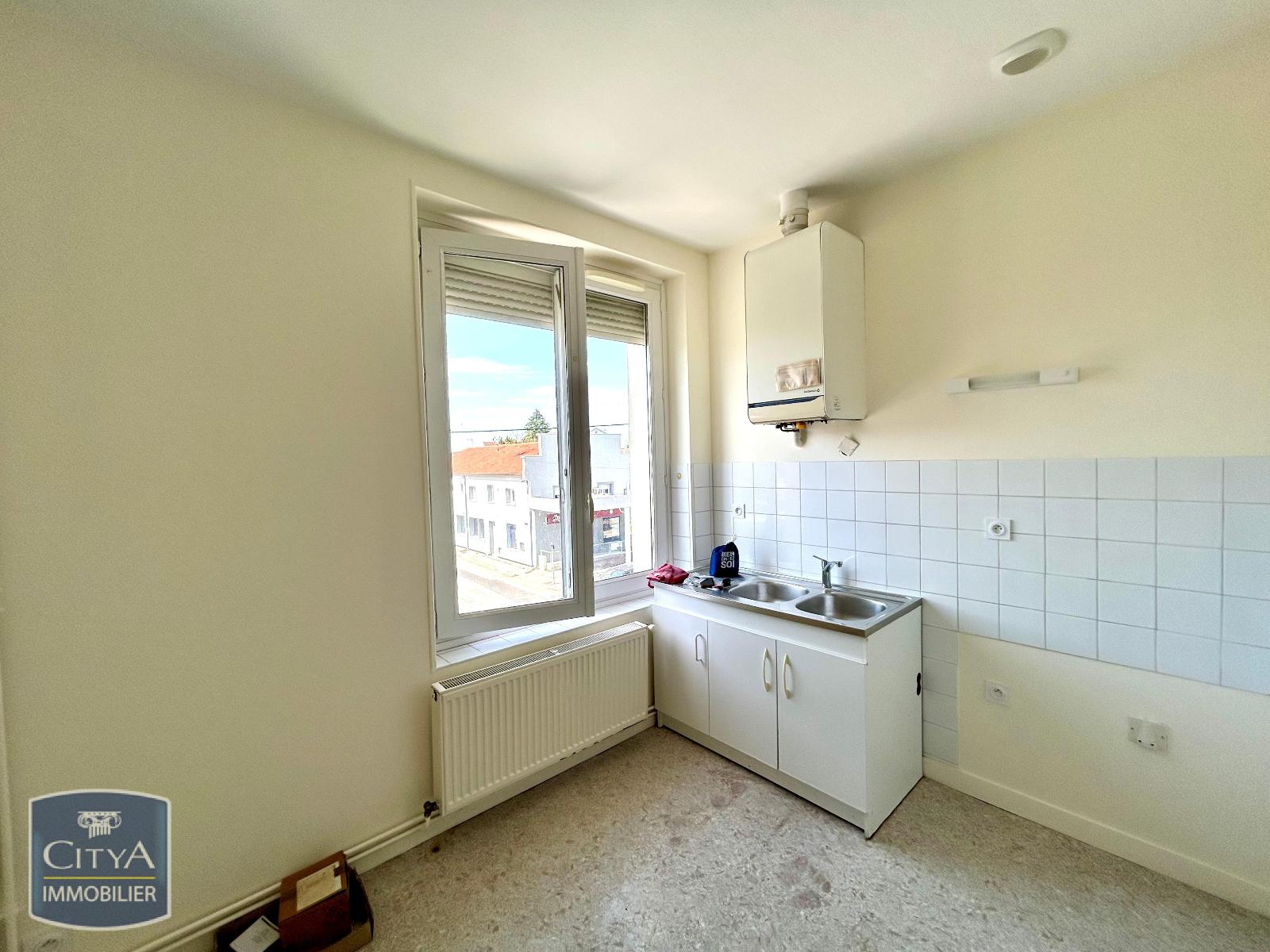 location appartement PERONNAS