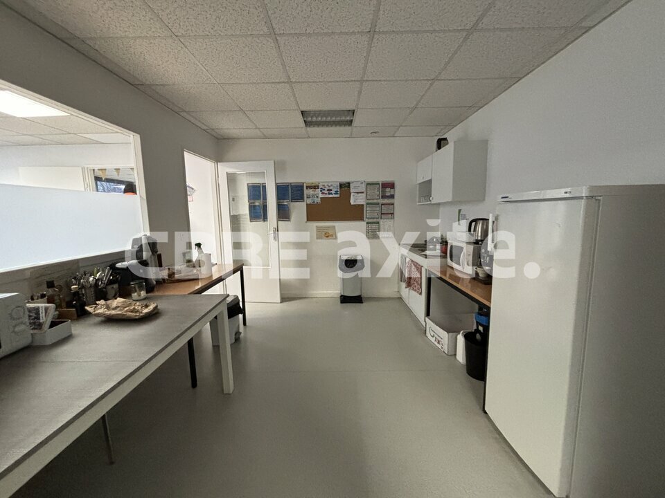 location local-professionnel CRAN GEVRIER