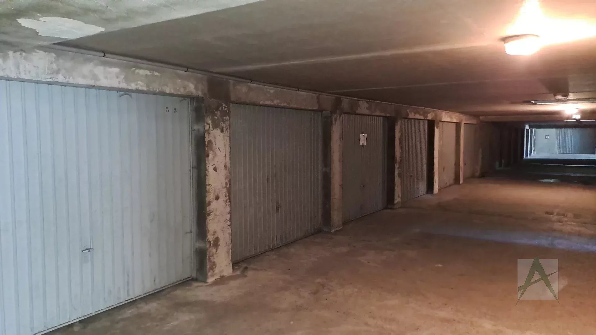 vente parking CHAMBERY