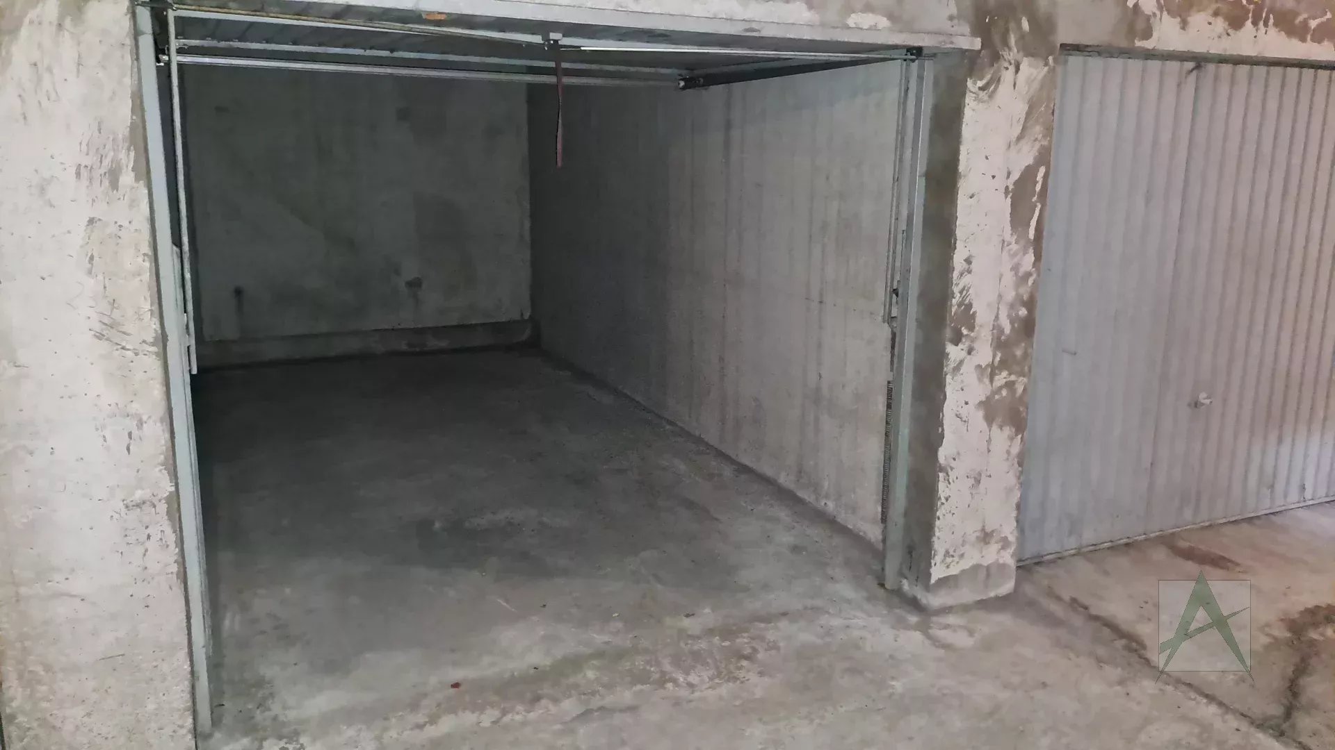 vente parking CHAMBERY