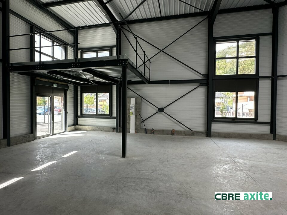 Local industriel  - 206 m² ST MICHEL DE MAURIENNE