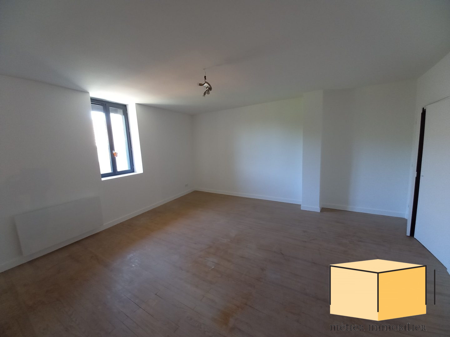 location maison CEYZERIEU